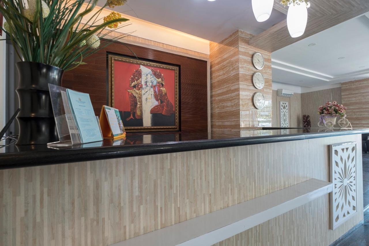 Oyo 1114 Hotel Denpasar Makasar Zewnętrze zdjęcie