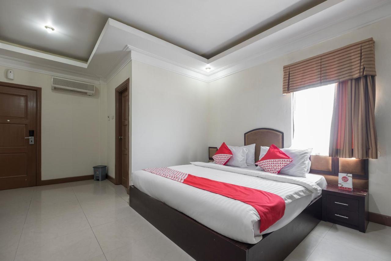 Oyo 1114 Hotel Denpasar Makasar Zewnętrze zdjęcie