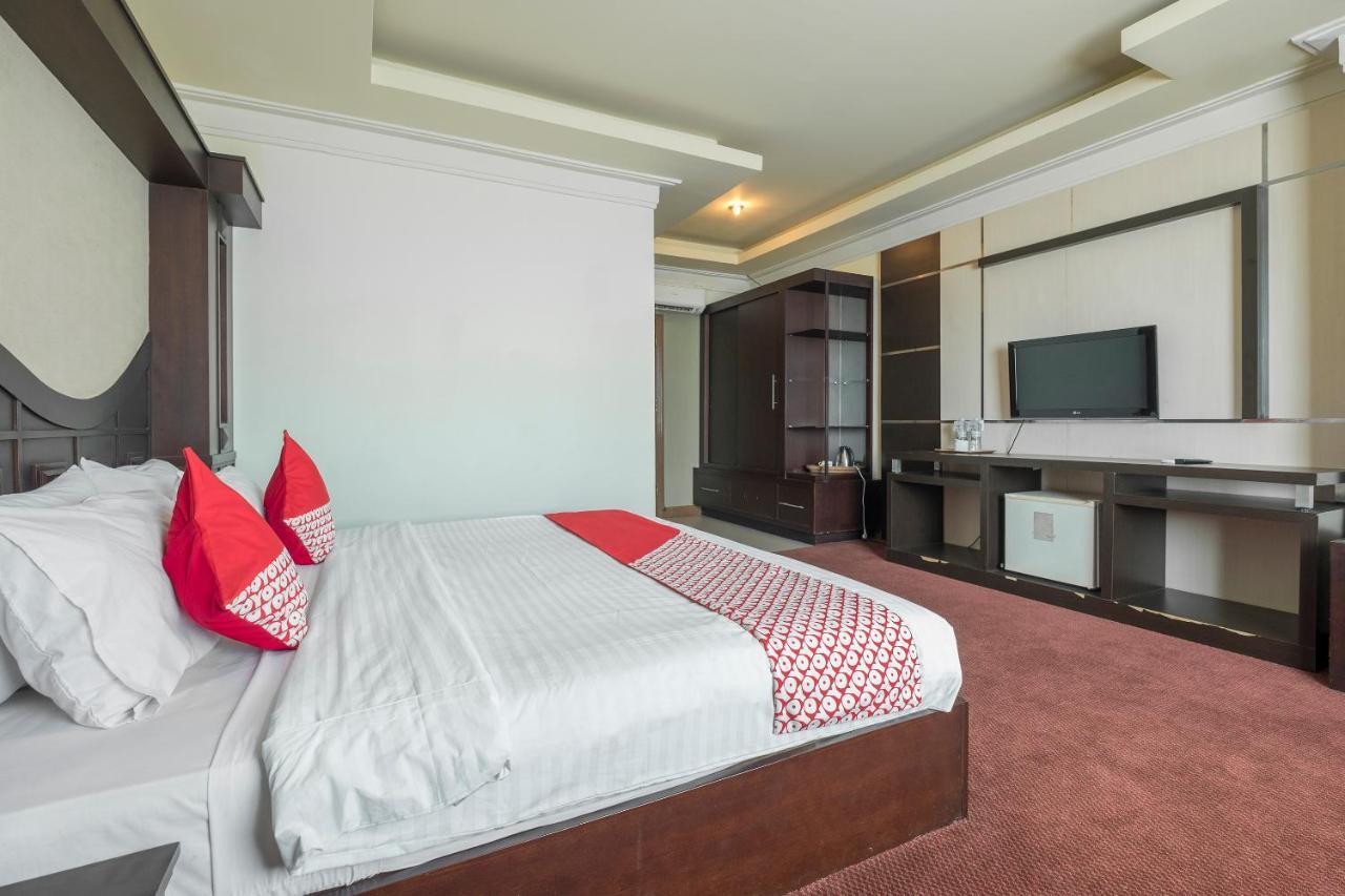 Oyo 1114 Hotel Denpasar Makasar Zewnętrze zdjęcie