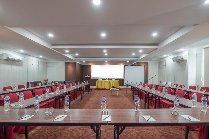 Oyo 1114 Hotel Denpasar Makasar Zewnętrze zdjęcie