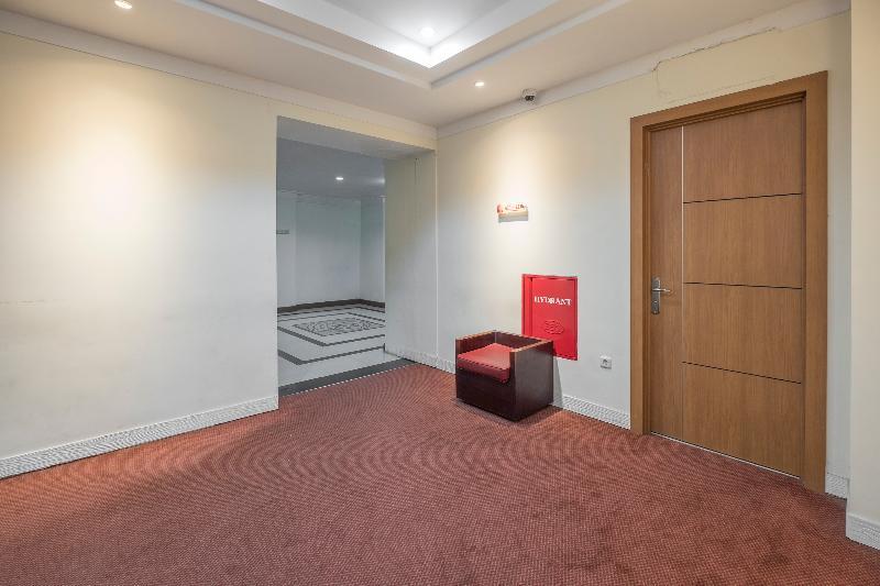 Oyo 1114 Hotel Denpasar Makasar Zewnętrze zdjęcie